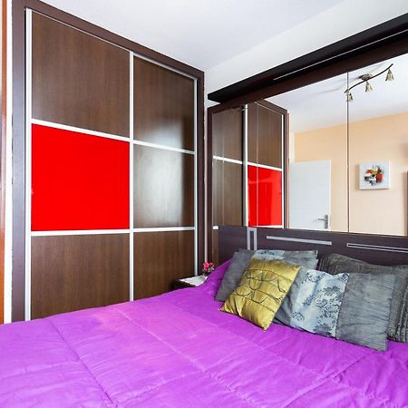 Apartamento En Primera Linea De Playa Con Aire Acondicionado Арона Екстер'єр фото